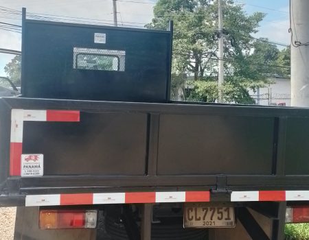 REPARACIÓN DE PLATAFORMA Y DESMOTAJE Y MONTAJE A CHASIS NUEVO